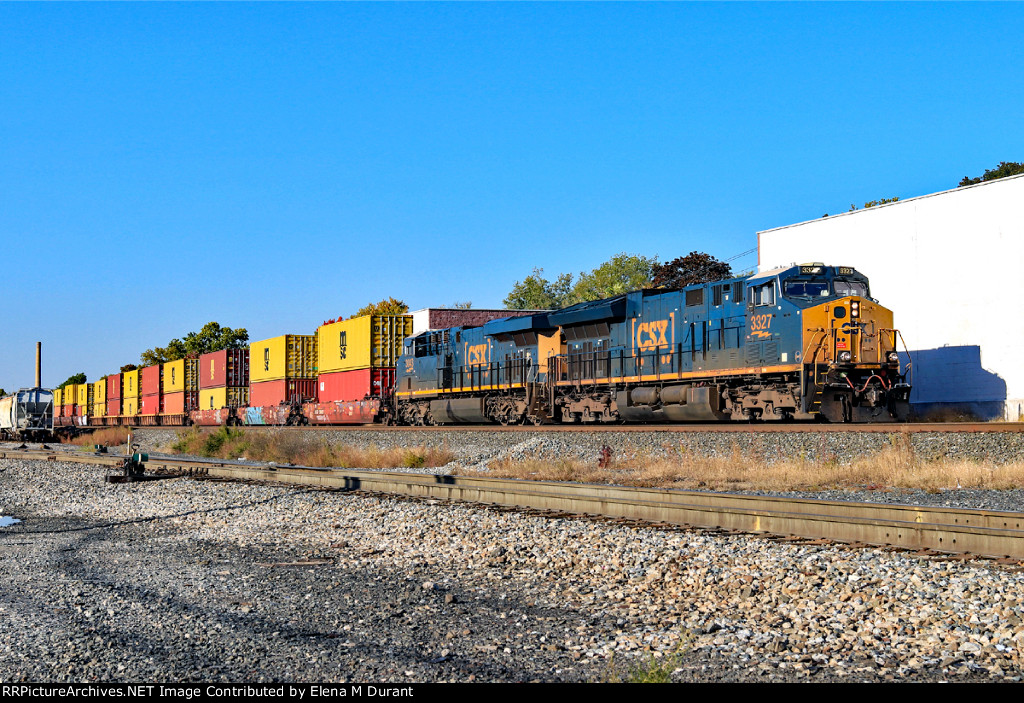 CSX 3327 on I-168